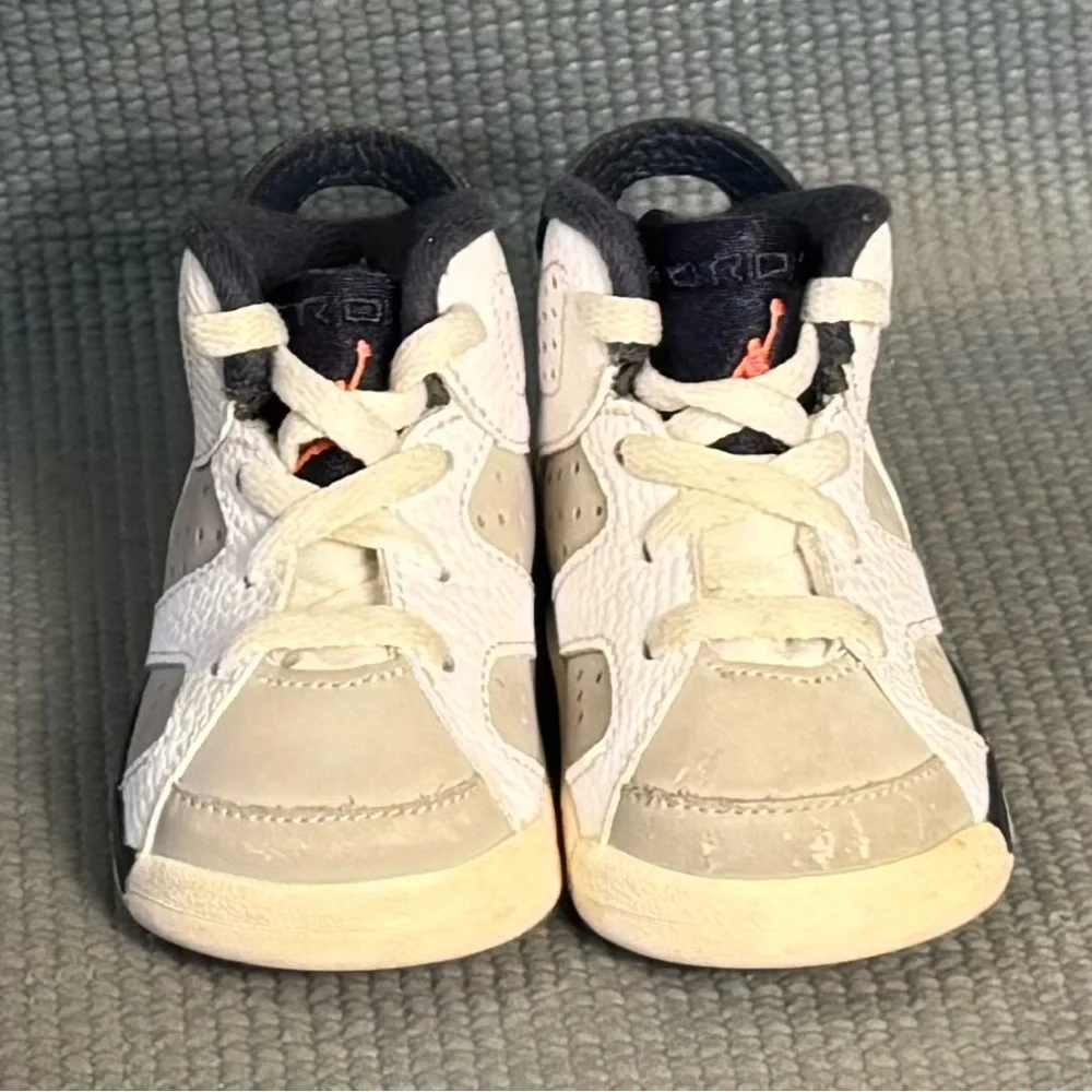 Nike Air Jordan Retro 6‎ Tinker White Infrared Shoes 384667-104 Toddler Size 4C